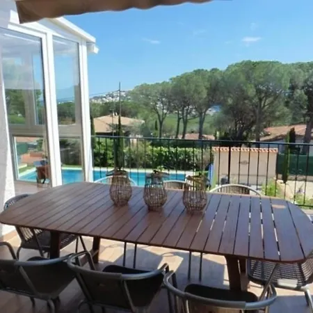 Haus Bianya Holiday home